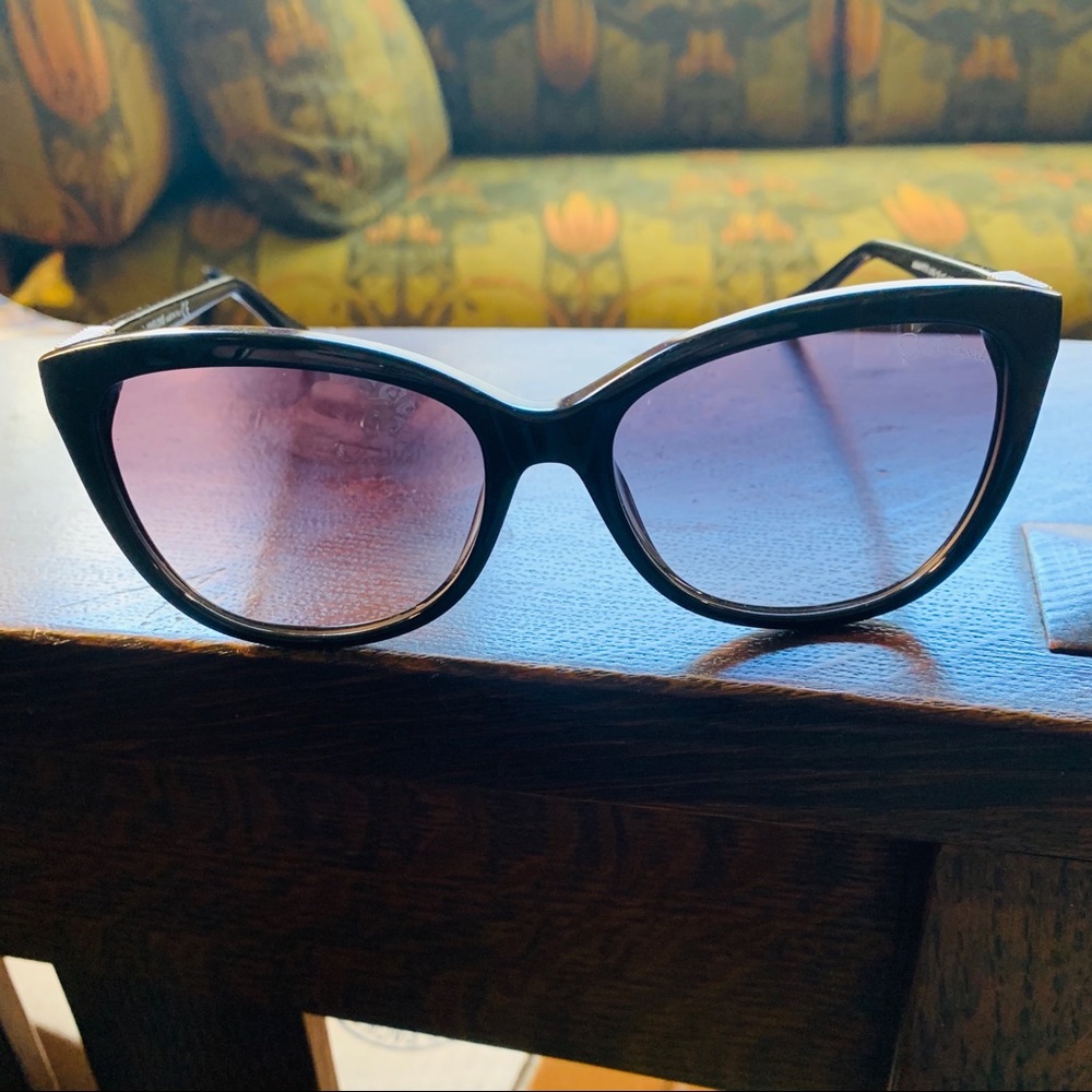 Robert Cavalli Jabbah 872S 01B Sunglasses 😎 EUC